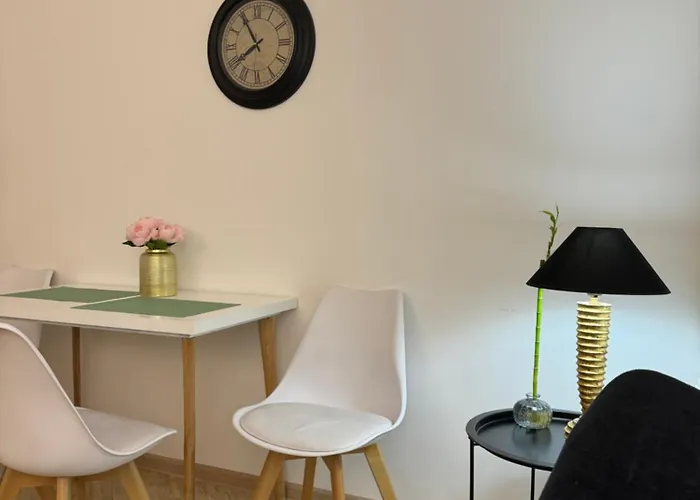 Gold Apartment