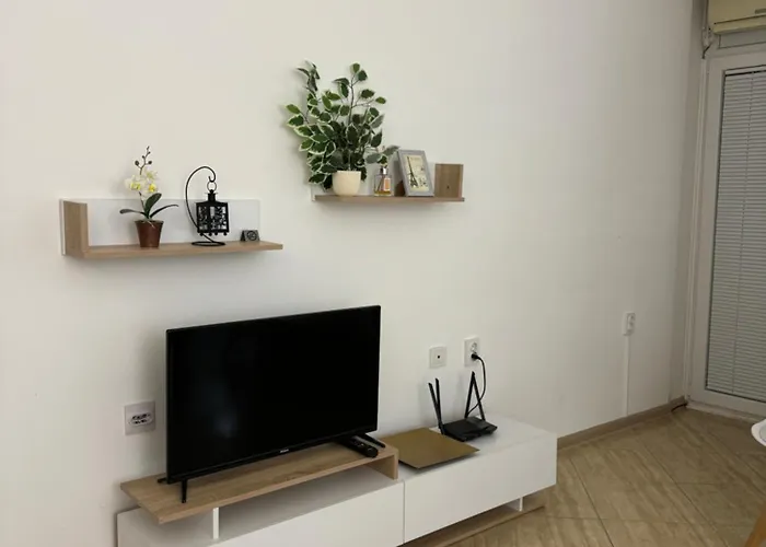Gold Apartment